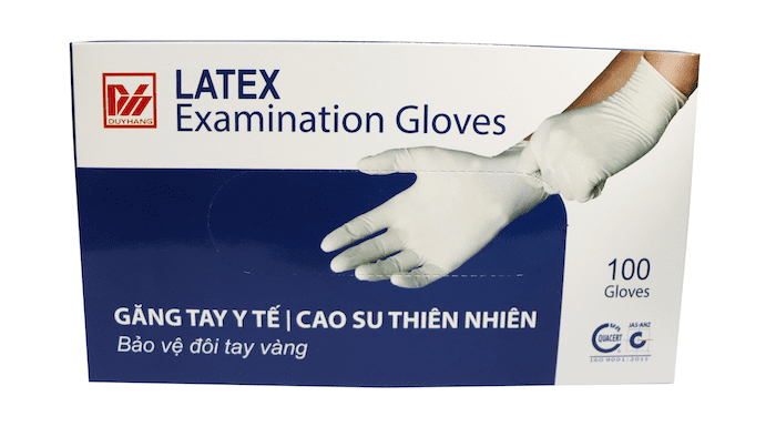 Găng tay y tế có bột là loại găng tay cao su được phủ lớp bột mặt trong găng tay có công dụng giúp dễ đeo, dễ tháo, thấm hút mồ hôi và giảm mùi cao su (Nguồn: Duy Hàng)