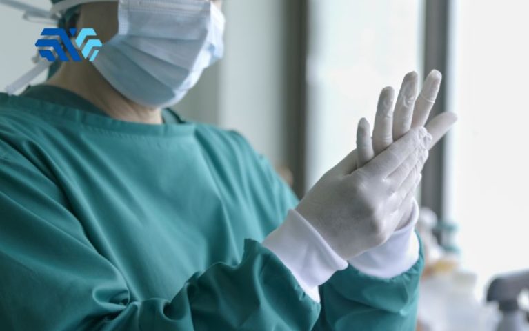 6 ngành nghề bắt buộc sử dụng găng tay bảo hộ lao động - Hình 3