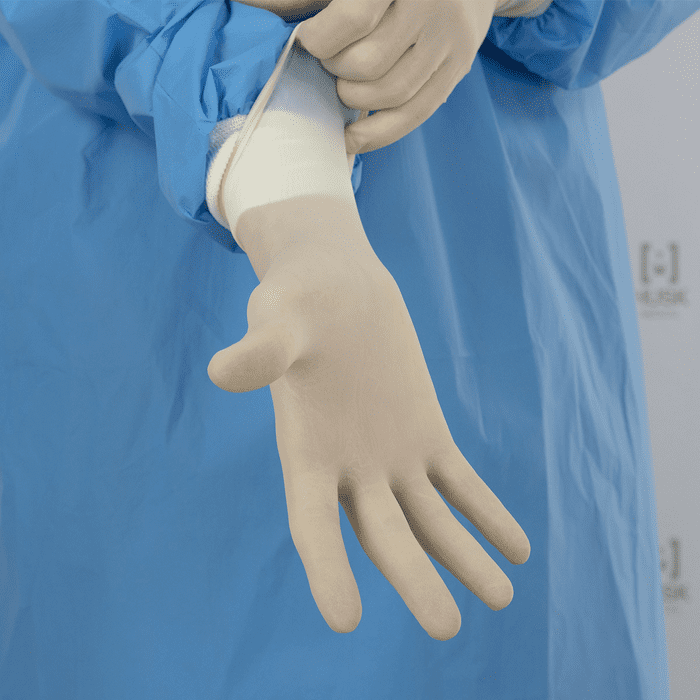Găng tay y tế tiệt trùng là sản phẩm chuyên sử dụng trong phòng phẫu thuật (Nguồn: Internet)
