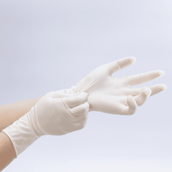 Găng tay Nitrile y tế thường được sản xuất với màu trắng để phù hợp với môi trường y tế  