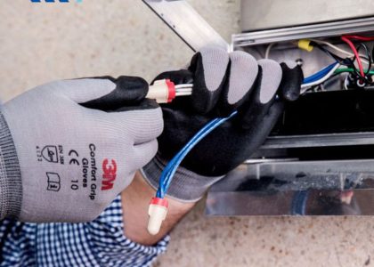 Găng tay cách điện dành cho thợ điện