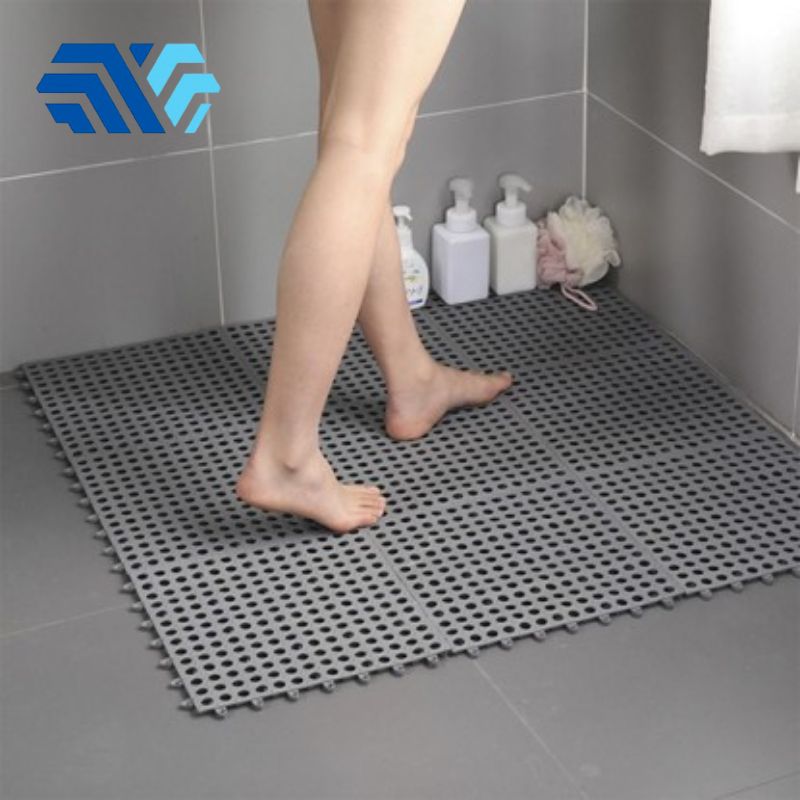 Sử dụng thảm chống trơn trượt