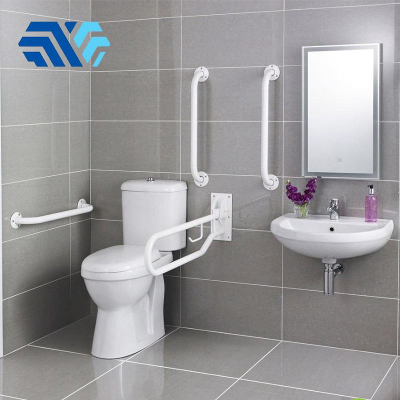 Sử dụng tay vịn nhà tắm chống trơn trượt