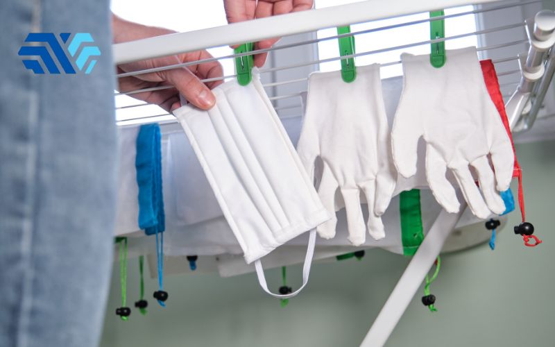 So sánh giữa găng tay dùng một Lần và găng tay tái sử dụng - Hình 2