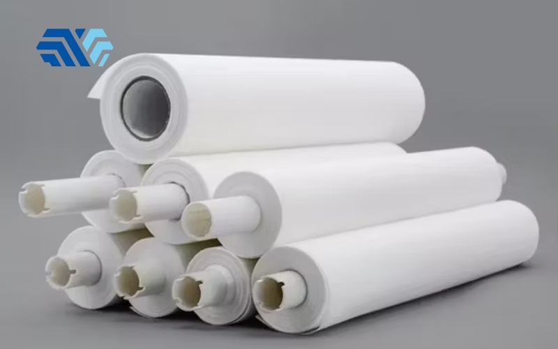 Giấy lau phòng sạch dạng cuộn là gì? Đặc điểm nổi bật